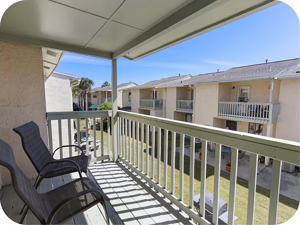 Balcón privado con vista al complejo